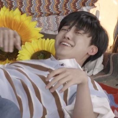 karintul, kembarannya karina, adeknya jaemin. ofcourse pemalu. ehek SUKA JENO JISUNG 🫶🏻