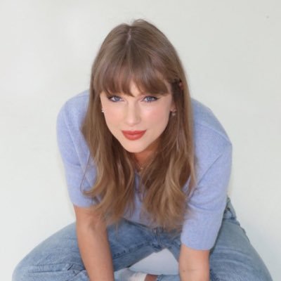 Teelichtm1's profile picture. @🧣