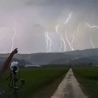 高一 | 📷 積乱雲 大気光象 ビーチコーミング C# ピクトグラム | storm chaser | #jpwx