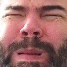 - Monsieur
- Streamer Twitch
- J'aime humourer
- KDrama-teur - 키위
- Graphiqueux