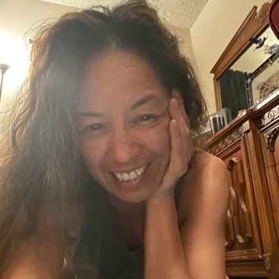IG: @mainlandmaolirox , CA IPV/DV Victim Advocate,astrologer who unties emotional knots! And yep I SAID whatever IT is SO DEAL WITH IT! NO DMS! CALI HAWAIIAN