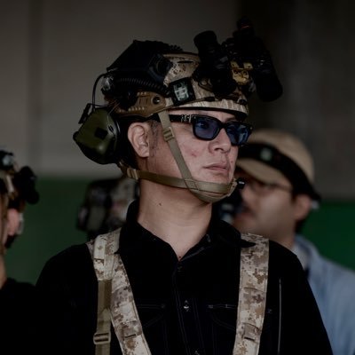 妻用で購入したJB74。巡り巡って何故か自分の専用機になったので少しずつカスタムします。今後はフォロワーを整理しながらサバゲーとジムニーの二本柱でいきます。サバゲー動画やカスタムの動画投稿は続けていきますのでそちらも宜しくお願いいたします。無言フォロー失礼します。無言フォロー🆗です。