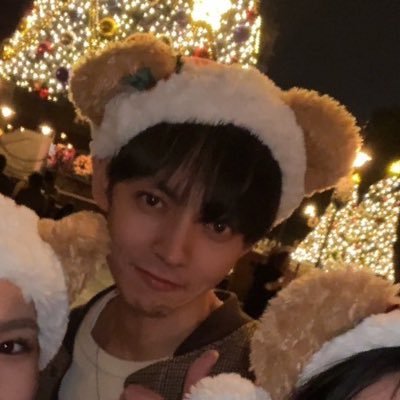 lorcana23ryuku's profile picture. 幼い頃からディズニーが好きでディズニーで育ったと言っても過言ではないほどディズニーを愛してやまないお兄さん。趣味のカードゲームに大好きなディズニーが絡んでこれはやるしかないと始めて数ヶ月。どっぷりハマってしまいました。笑 ちょっとクセの強いロルカナお兄さんですがイルミニアの皆さん、仲良くしてあげてください。笑