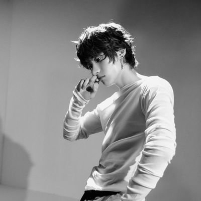 rhnrjdysc's profile picture. cita cita ketemu cowo fiksi