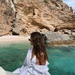 Hoertou851599's profile picture. In a world of noise, I cherish the quiet mind, the art of restraint, and the freedom of an untamed soul