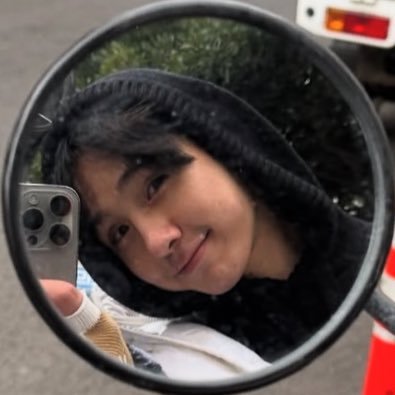 wavyanen's profile picture. 01 001 000011 01001