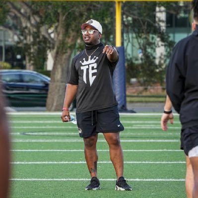 Mizzou Alum🐅🎓 | 🇯🇲 | Mentor | Running Back Performance Coach | Elite Running Back Academy | Speed & Agility Coach | 🌴ampa bay | R.I.P MA🙏🏾
