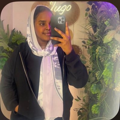 مهما طال فراقي او عز التلاقي أنا علي عهدي باقي🤍🦋