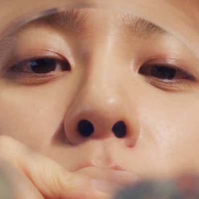 Mostly for 도경수/디오, periodically kdramas and movies. Incessant grammatical errors and typos