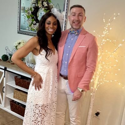Husband to @EmmieTX17 ❤️| Dad 🏃🏾♂️🎀 | Award Winning Communications Executive🎙️I Director of Marketing at @BartlettCockeGC I Wrestling Hall of Famer
