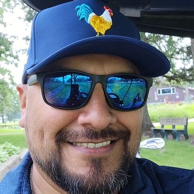 Texas guy missing TX😁Living life one day at a time, with my wife ,kid's and 4 legged 🐕🐈 pets. Love sports,fishing, billiards🎱
