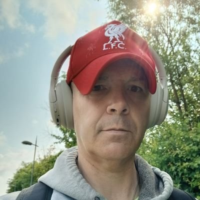 My name is Darren talbot and I'm a massive liverpool fan