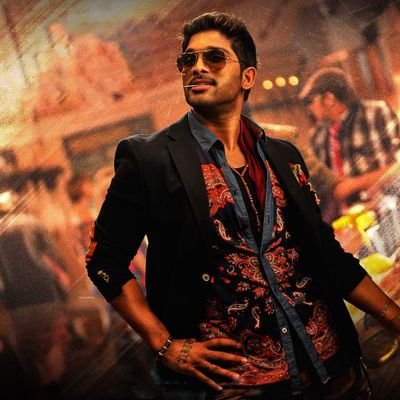 Umeshchouhann's profile picture. Nothing's perfect, the world's not perfect, but it's there for us, trying the best it can. That's what makes it so damn beautiful. 💓 @alluarjun  fan boy
AA-PB