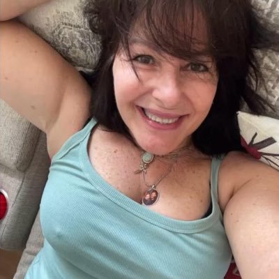 BeltaBel46134's profile picture. Be kind Unkind people