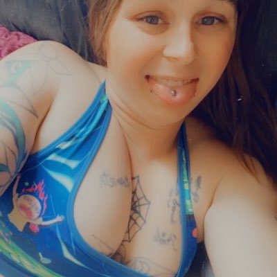Welcome to your fantasy. Enjoy your stay! I am 26, bisexual and 🤍 anal $10 for DM’s 😘 cashtagg $TrisCattleya.. Let’s have fun!