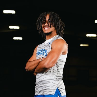 Frenship HS 2026 3.9 GPA 11.2 100m 23.05 200m