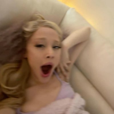 @yassssgrande