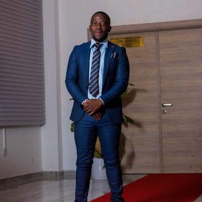 Accountant,next Auditor. business minded.
soccer lover (chelsea)...family comes first ...