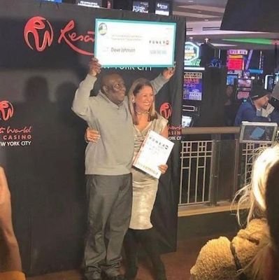 I'm Dave Johnson Winner of 298.3 million jackpot I came forward on here to giveaway $30k - $100k to my lucky followers 🥳