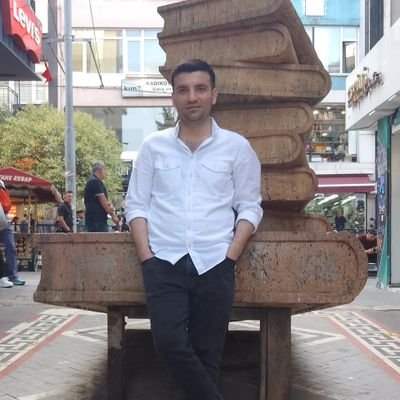 srhatmnn's profile picture. 
