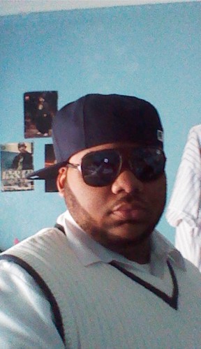 Just a young Blk-Latino male from the Bronx with a fondness for sports, money, music, and eating pussy. And yes I follow back.