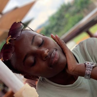 Unstopable Philanthropist🥰law student ❤️proud Man U and Real Madrid fan🥵🤗
