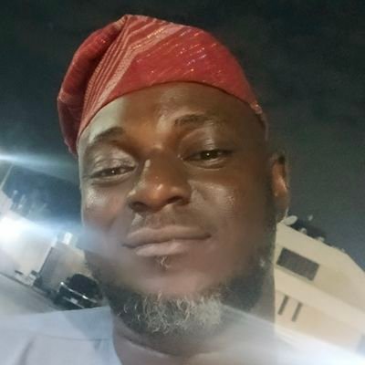 OshodiKazeem's profile picture. chef, retired bookworm, party freak, eccentric.