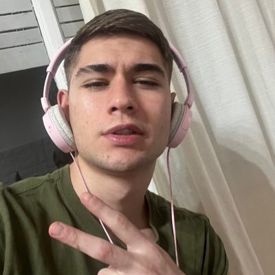 Lucas_Biec's profile picture. 