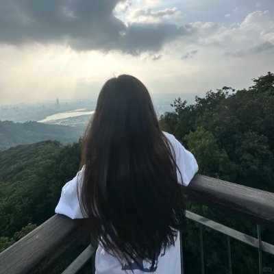 It is good to have an end to journey toward; but it is the journey that matters, in the end😇🥰