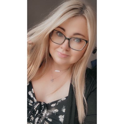 joannemackinnon. renfrew & tiree. hairdresser. if you dont like cats- i dont like you & I suggest you move along. just here talking to myself about football.