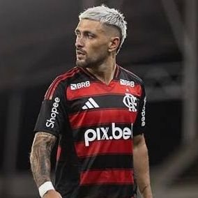 Os anos passam, se passam jogadores, mas fica tu Flamengo, E EU NÃO PARO DE TE AMAR!
Acima de tudo rubro-negro!
@flamengo