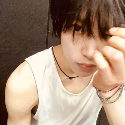 girls_ice95232's profile picture. 