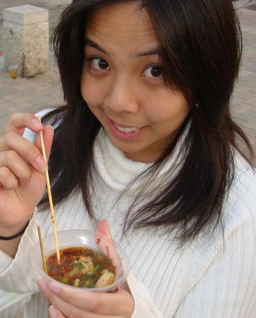 ♥ cheese and mascato; life-time admirer of desserts; perpetual animal-lover