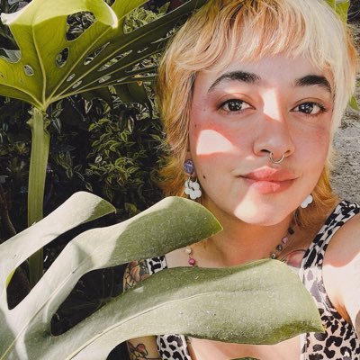 ❀ Ella/She/Her ❀ Bordadora ❀ Plant Lady ❀ Cat Mom ❀ Sad but Cool ❀ Panadera ❀ Feminismo Incluyente ❀ Nakama ❀ Demisexual ❀ Queer ❀