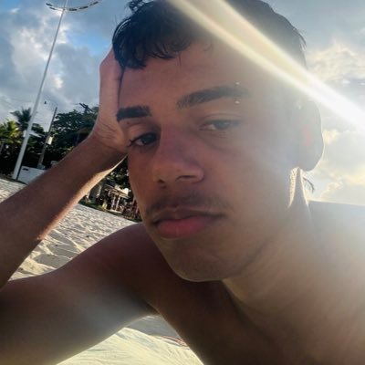 brambilee's profile picture. eu sou poema e problema pra tua vida | @luisasonza @whoisaddison