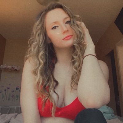 PinkkittyM57005's profile picture. my pussy/sex toys, masturbating, squirting, bouncing/ playing with my boobs, moaning out