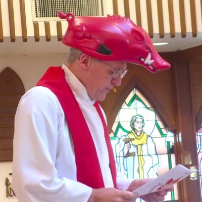 Episcopal priest. Razorback Fan in the Sunshine State. UA grad student M.Ed. ADLL
