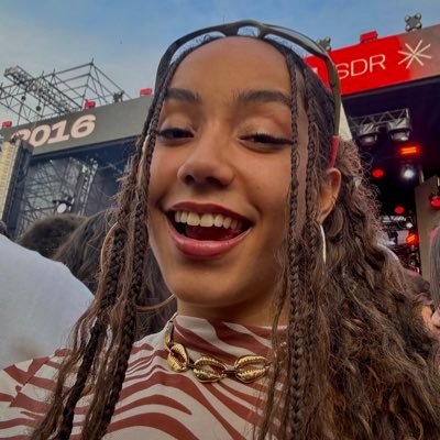 |𝕌𝔹𝕌ℕ𝕋𝕌| • |𝕐𝕚𝕓𝕒𝕞𝕓𝕖| × |Produtora de conteúdo| + | Former @wakandastreamer| + |VALORANT Caster| + |Hostess| + |Unkown Legend 2022|
