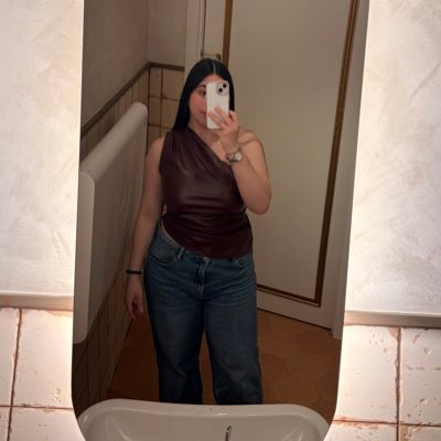 Iriabracho15's profile picture. 