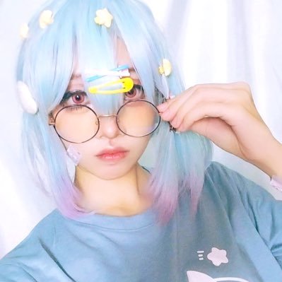 sʜᴇ/ʜᴇʀ | 18↑ | ɪɴғᴘ 9ᴡ1 • ♋ | mostly vtuber and enstars ✨