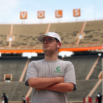 Knoxville TN, ATH/Assistant Coach #93, C/O 26’ Bearden HS/Knox Catholic HS, 5’6, 157.2 lbs, WR Advice