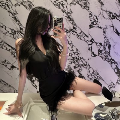 young_ange35158's profile picture. The best hearts are always the bravest.