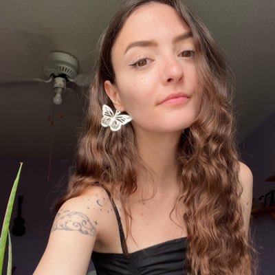 acknowledge the suffering in another... love that part of them until it is healed. ☼ (she/her)🏳️🌈