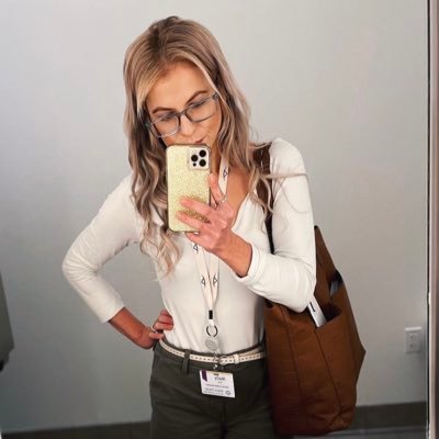 mollypurr's profile picture. 31 | Mom | Gig Harbor, WA | https://t.co/uusxPs5Yb6