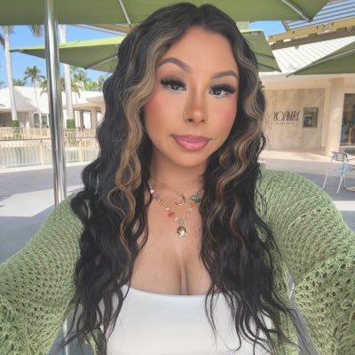 ur fav leo | Insta: theerealkimmm | Daughter’s insta: bbyamyla