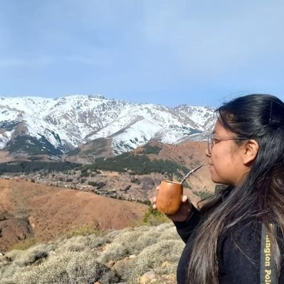 MeninGococo97's profile picture. médica pero a qué costo