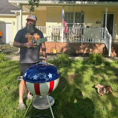 I post about southern things and The Vols Win or lose we cheer for the Braves. Air Force Vet