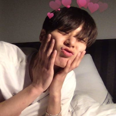 talkaboutzzu's profile picture. 