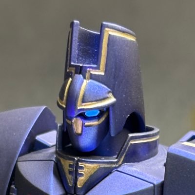 模型製作中心に呟いています。巨神ゴーグやザブングル関連のフルスクラッチを中心に、80年代ロボットアニメのメカニックを製作。「無いものは作る」が信条のアナログモデラー。