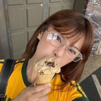 mikhaiahnation's profile picture. jhoaiah/mikhcey truther sa gabi